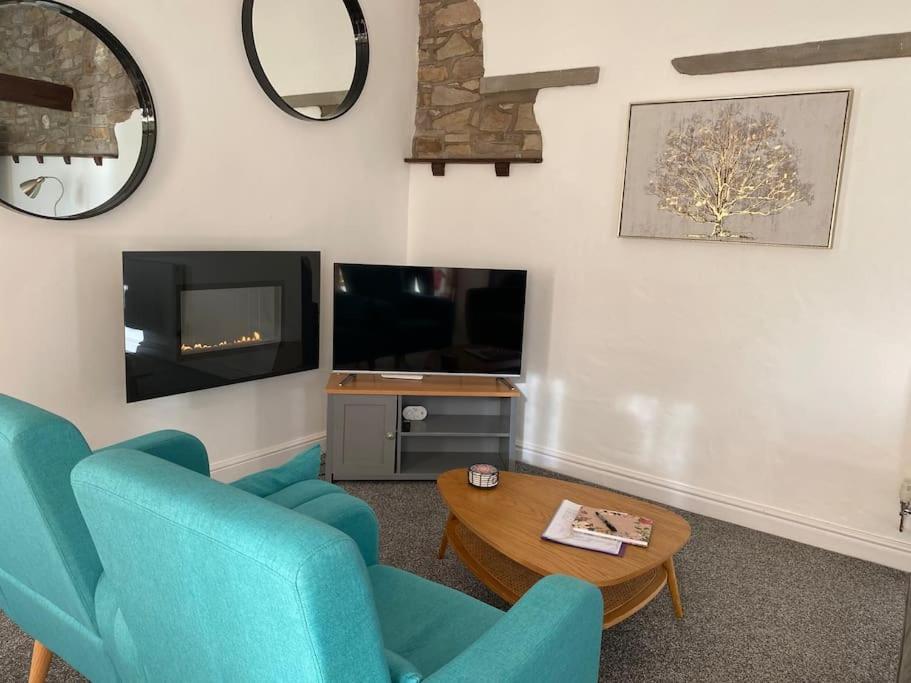 South Cottage - Garden, Views, Parking, Dogs, Cheshire, Walks, Family Adlington Екстериор снимка